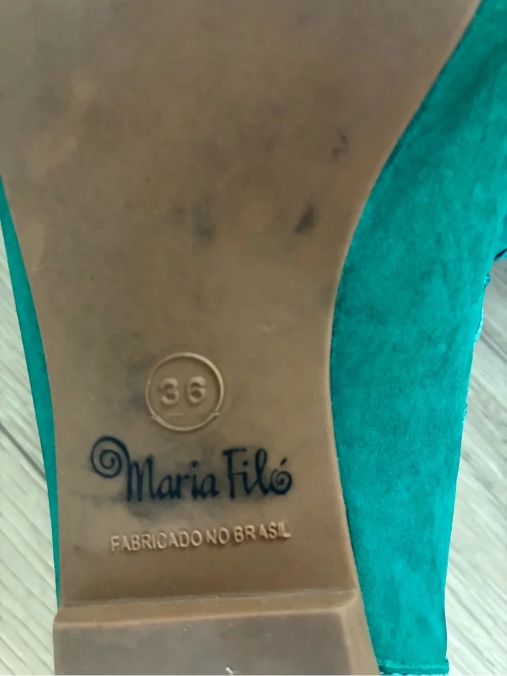 Women's Pointed Toe Suede Flats in Teal